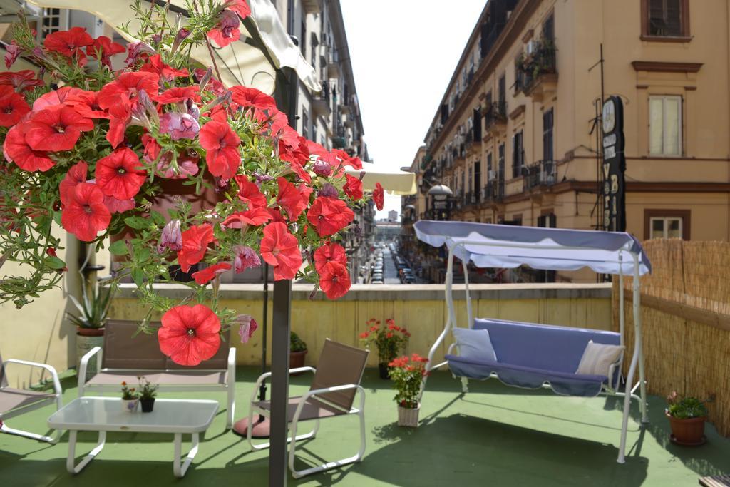 B&B Anna'S Family Terrace Naples Exterior photo