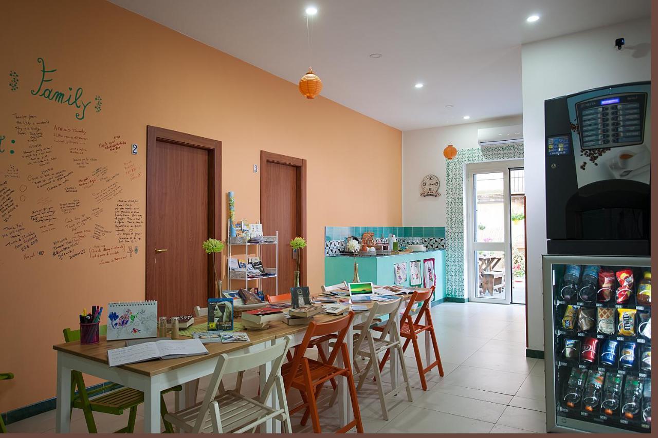 B&B Anna'S Family Terrace Naples Exterior photo